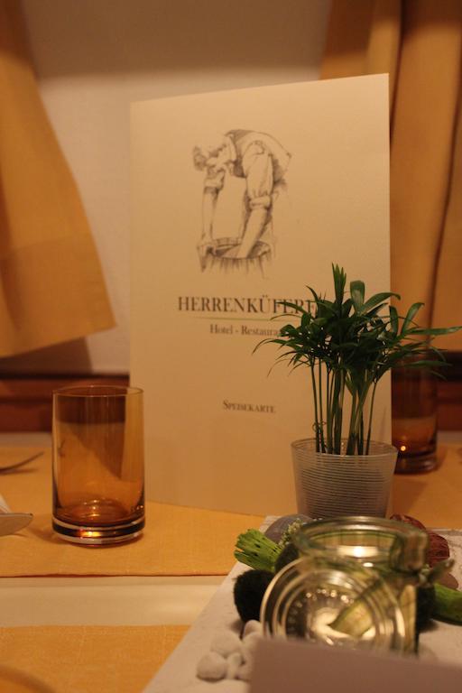 Boutique- Und Businesshotel Herrenkueferei Markgroningen Bagian luar foto
